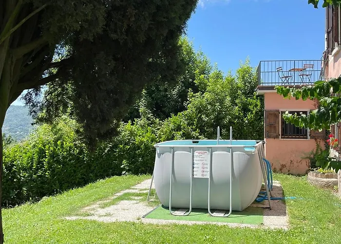 Valsiniga - Your Indipendent Country Into A Natural Park, With A Stunning View, Private Garden And Above Ground Pool In Exclusive For And Your Family! Agroturismo