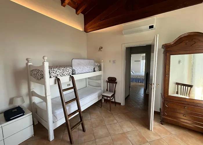 Valsiniga - Your Indipendent Country Into A Natural Park, With A Stunning View, Private Garden And Above Ground Pool In Exclusive For And Your Family! Saló