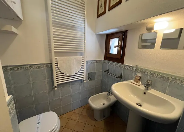Valsiniga - Your Indipendent Country Into A Natural Park, With A Stunning View, Private Garden And Above Ground Pool In Exclusive For And Your Family! Agroturismo *