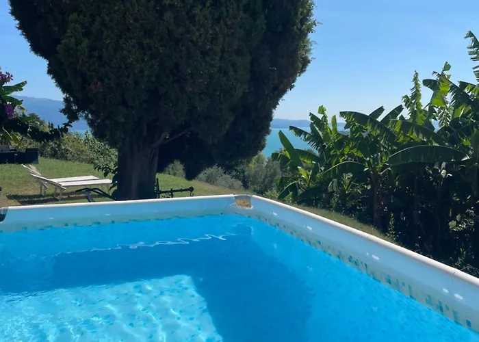 Valsiniga - Your Indipendent Country Into A Natural Park, With A Stunning View, Private Garden And Above Ground Pool In Exclusive For And Your Family! Agroturismo Saló