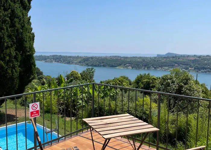 Valsiniga - Your Indipendent Country Into A Natural Park, With A Stunning View, Private Garden And Above Ground Pool In Exclusive For And Your Family!