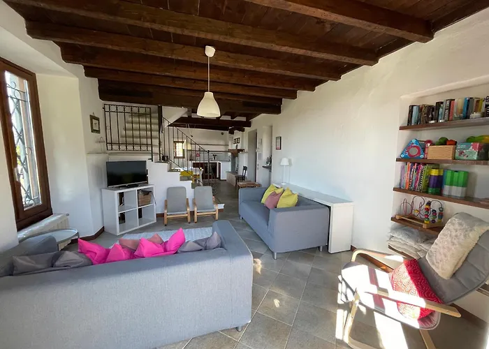 Valsiniga - Your Indipendent Country Into A Natural Park, With A Stunning View, Private Garden And Above Ground Pool In Exclusive For And Your Family! * Saló